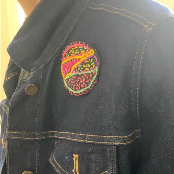 Totally rad 80’s inspired handcrafted brooch! - Picture 4 of 4